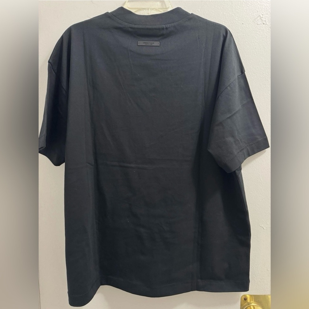 NBA Essentials T-Shirt Black New - Picture 2 of 4